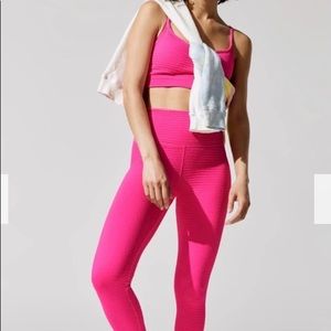 Carbon 38 NEW Pink Textured Leggings